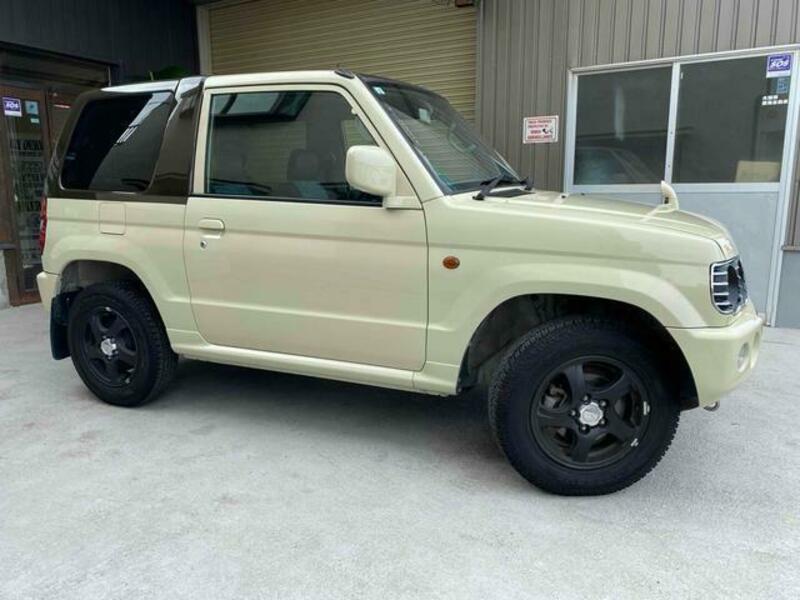 PAJERO MINI