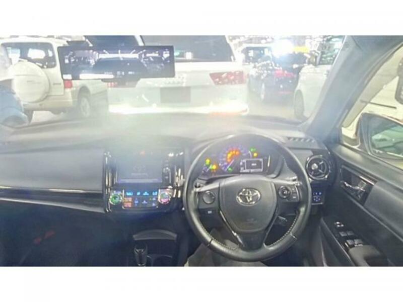 COROLLA FIELDER
