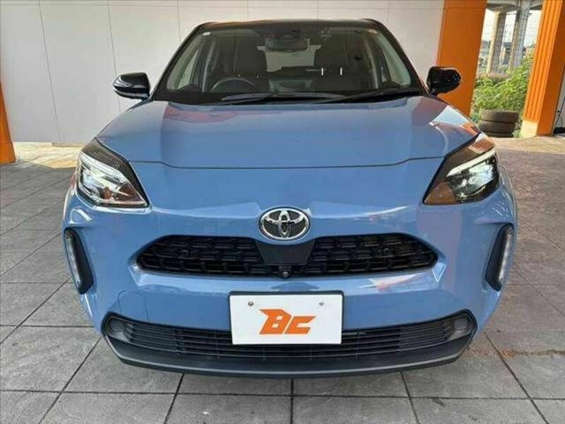 YARIS CROSS