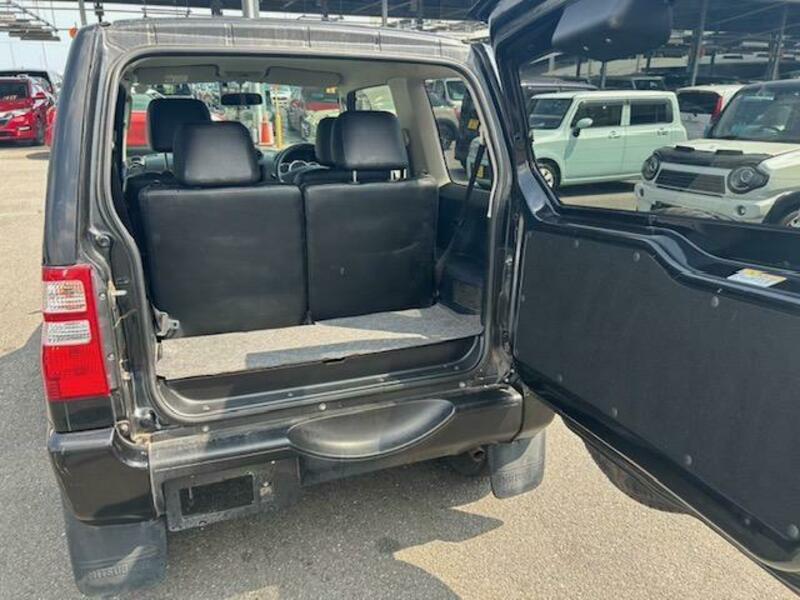 PAJERO MINI