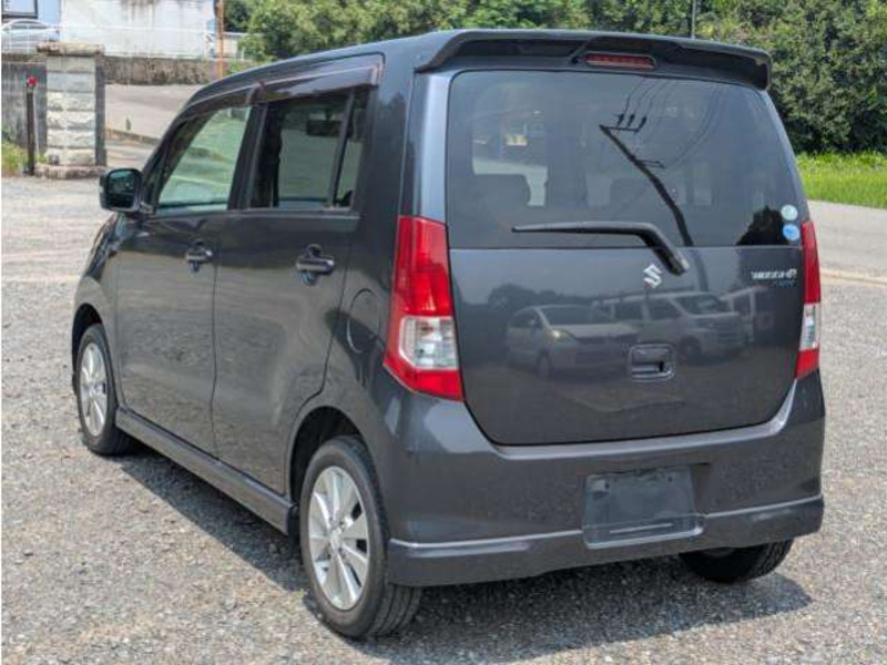 WAGON R