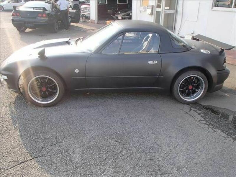 EUNOS ROADSTER