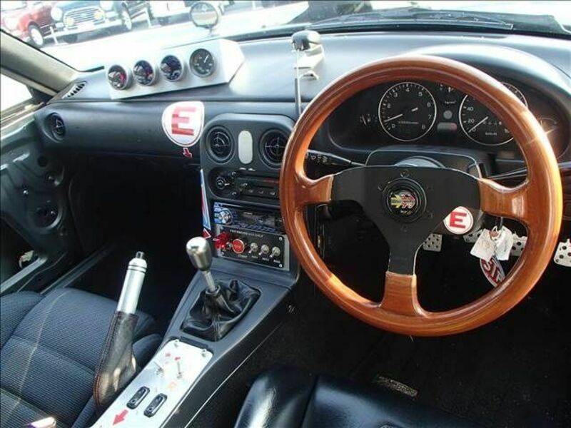 EUNOS ROADSTER
