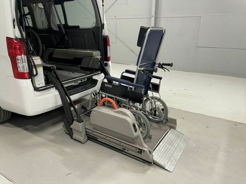 NV350 CARAVAN