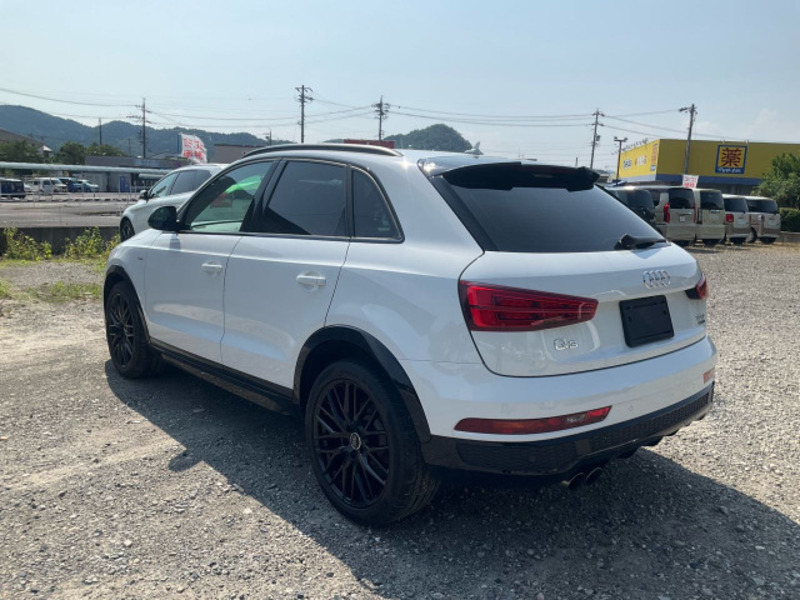 Q3