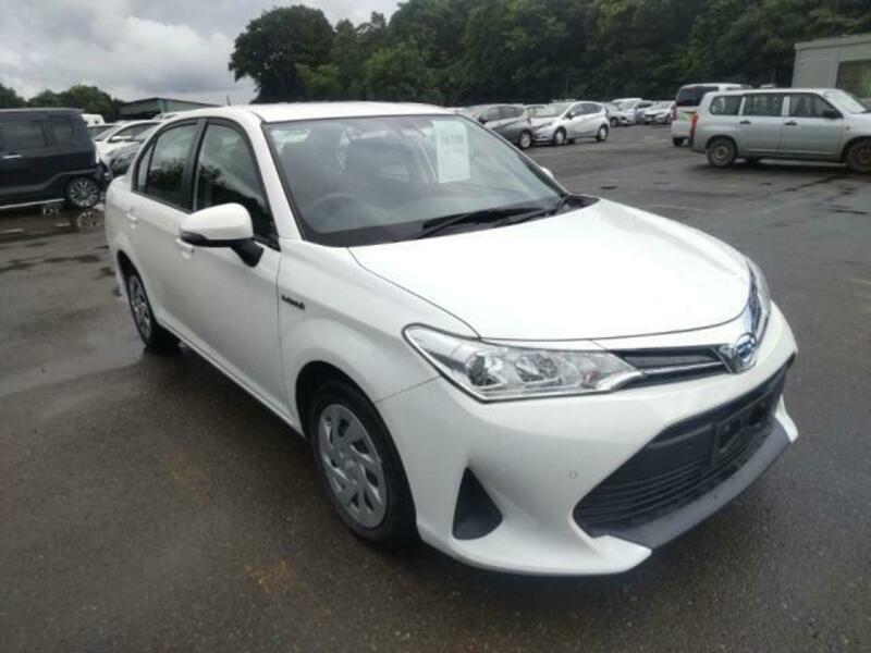 COROLLA AXIO