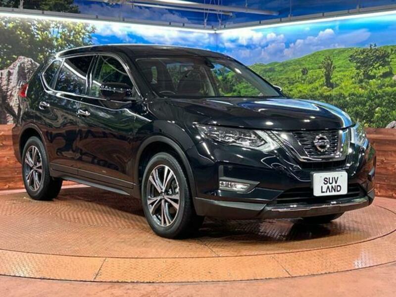 X-TRAIL