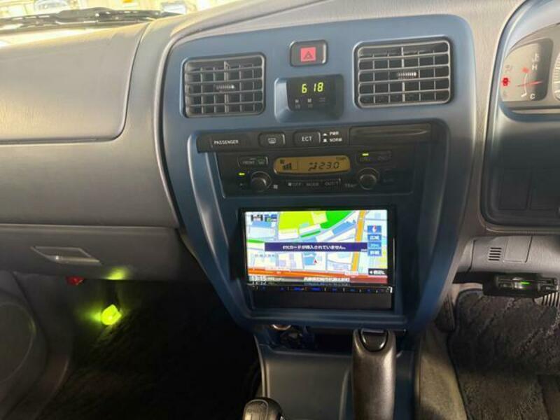 HILUX SURF