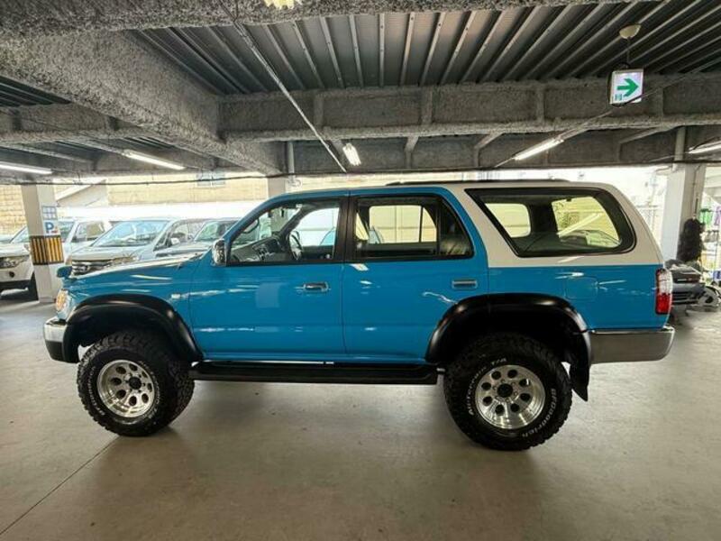 HILUX SURF