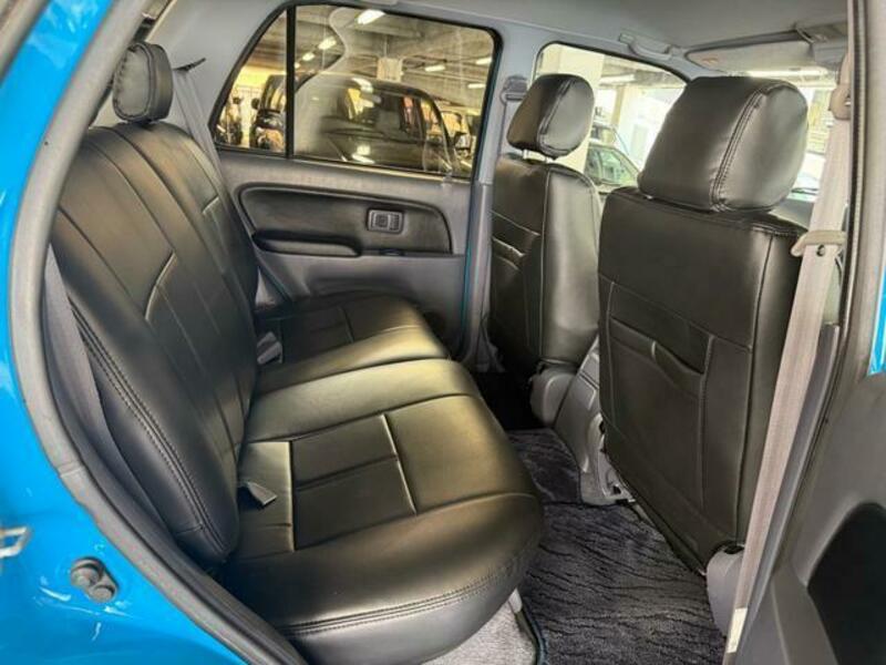 HILUX SURF