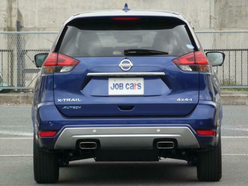 X-TRAIL
