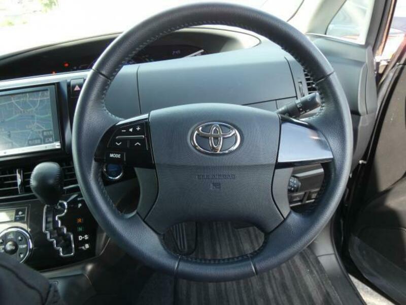ESTIMA HYBRID