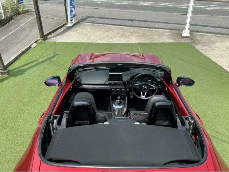 ROADSTER