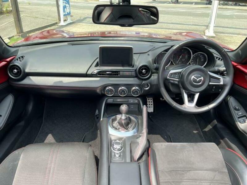 ROADSTER