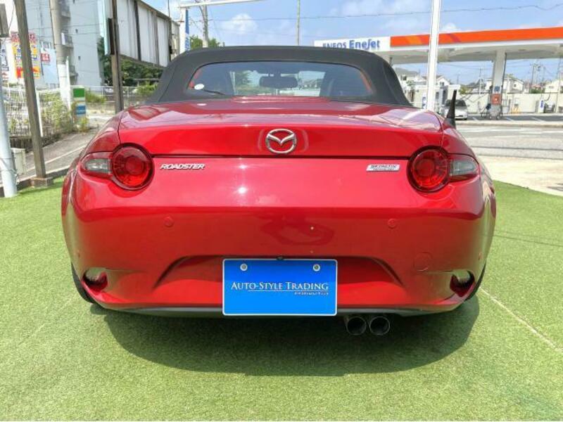 ROADSTER