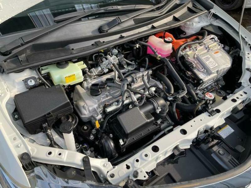 COROLLA AXIO