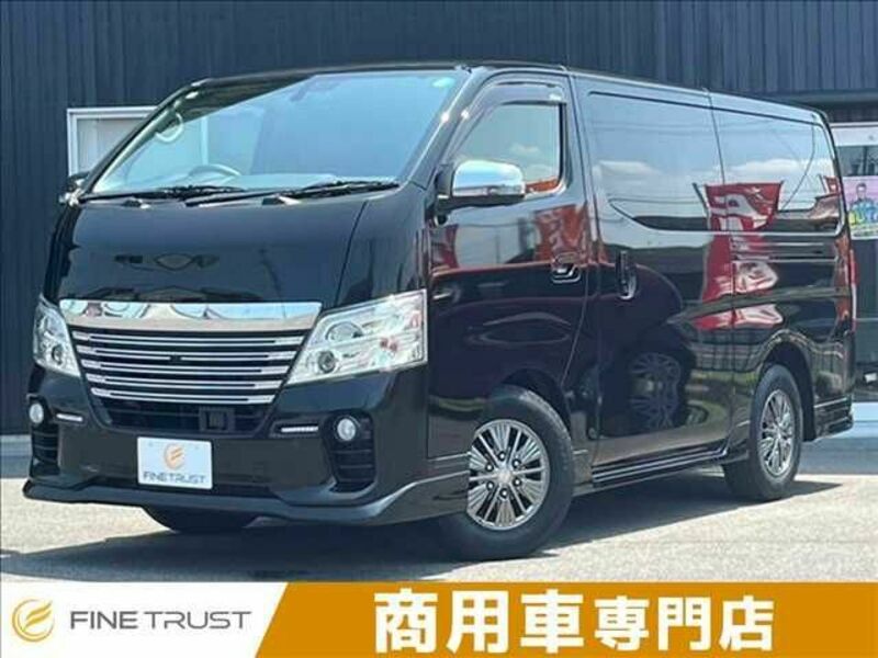 NV350 CARAVAN-0