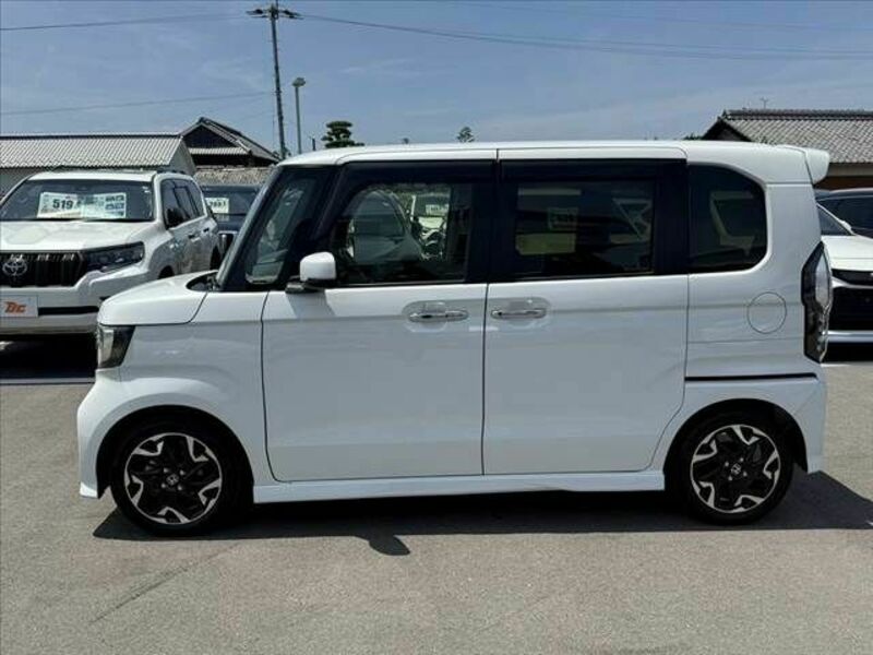 N BOX CUSTOM