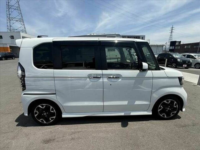 N BOX CUSTOM