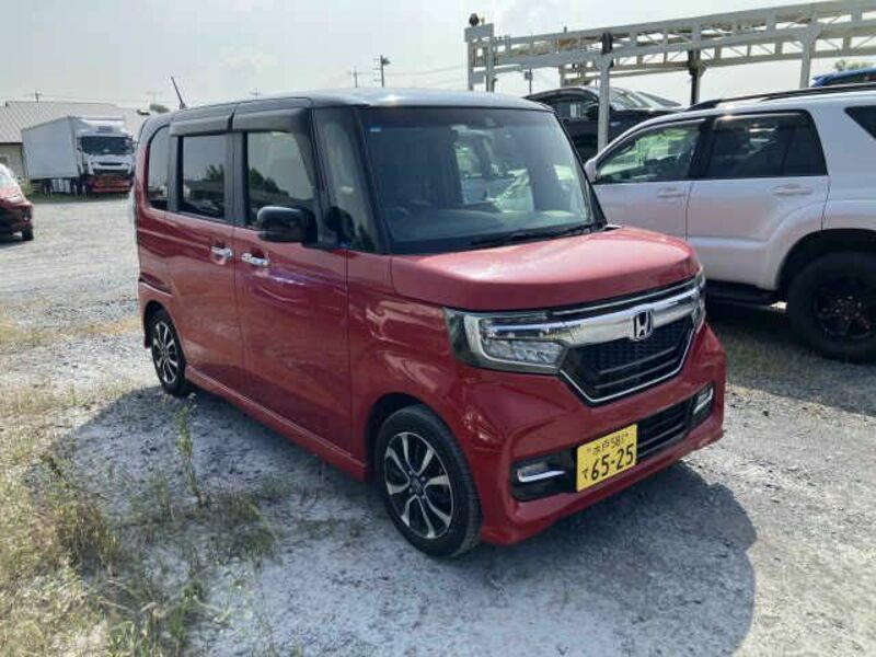 HONDA N BOX CUSTOM