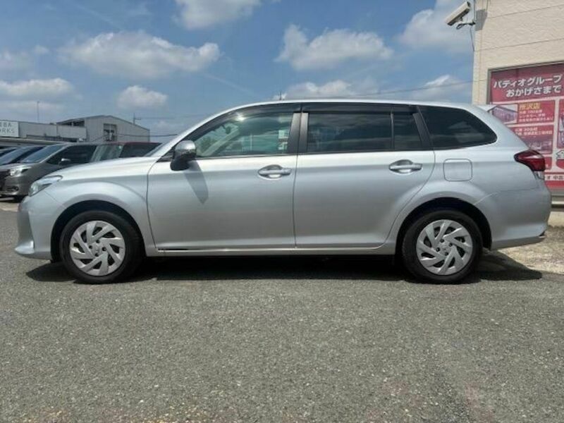COROLLA FIELDER