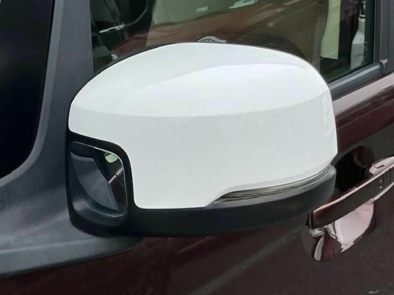 N BOX