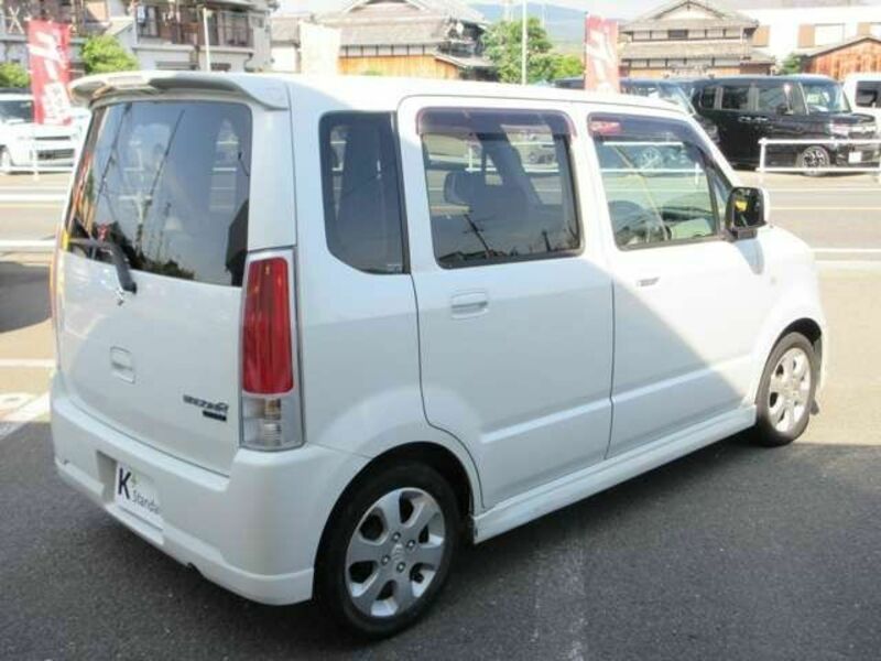 WAGON R