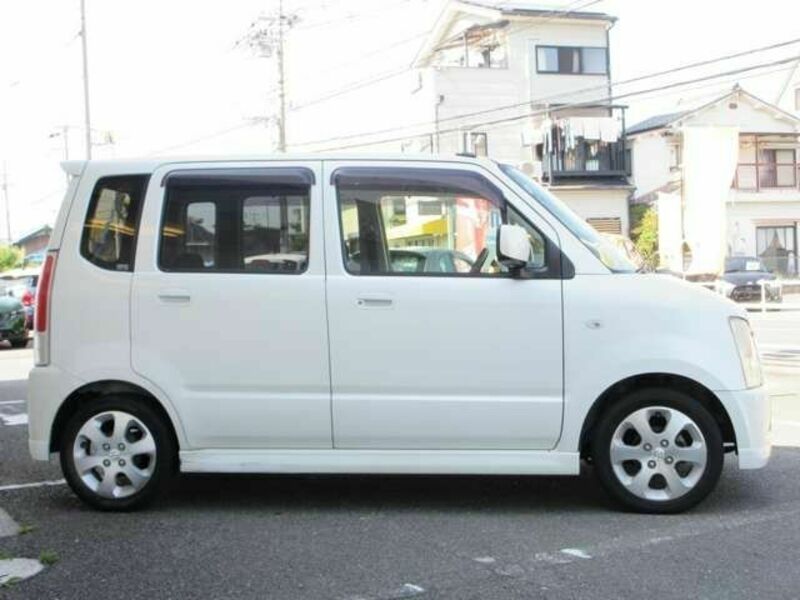 WAGON R