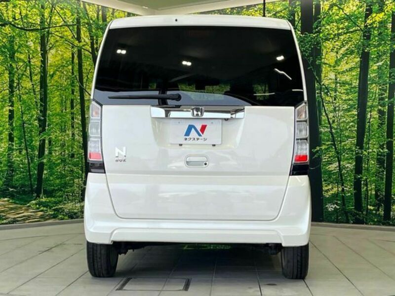 N BOX