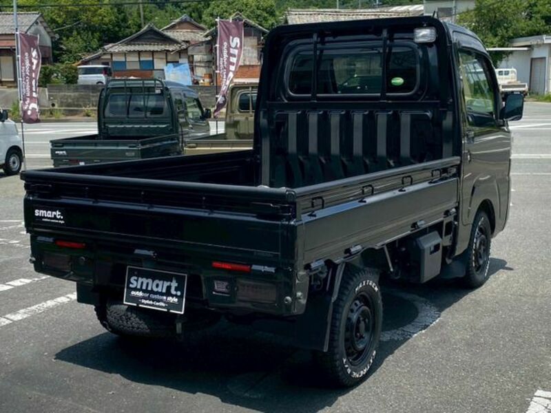 PIXIS TRUCK