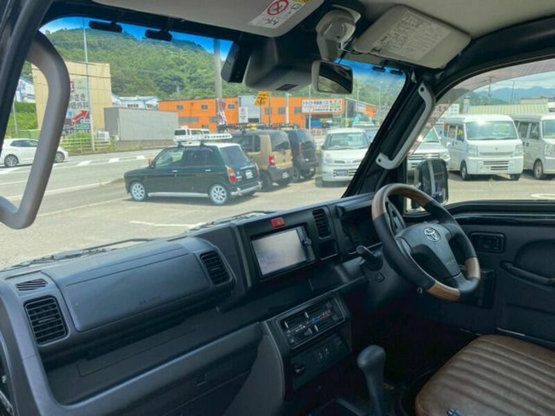 PIXIS TRUCK