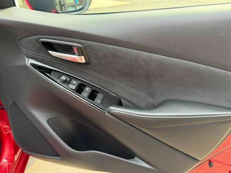 MAZDA2