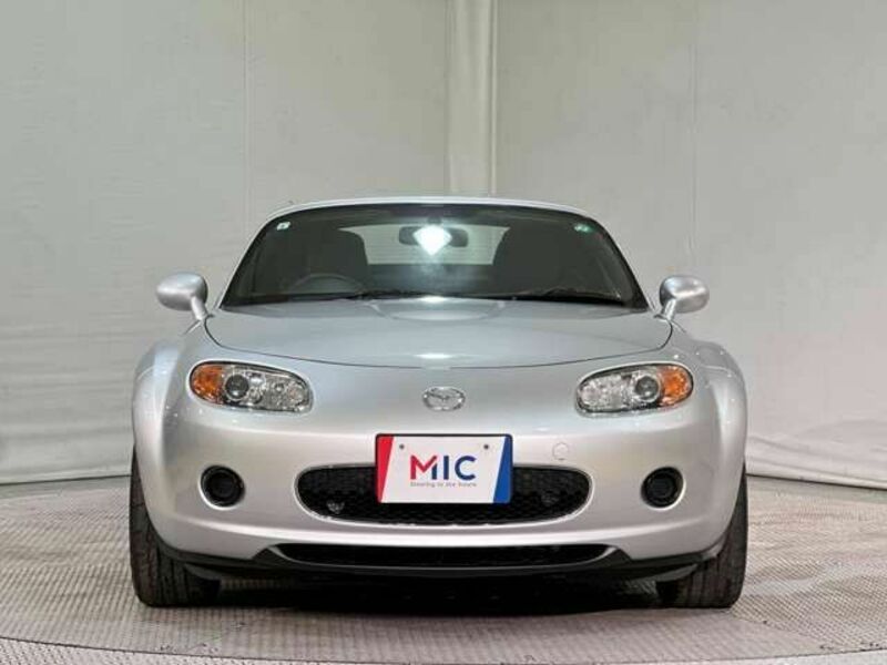 ROADSTER