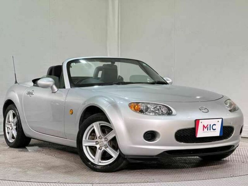 ROADSTER
