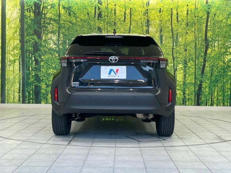 YARIS CROSS