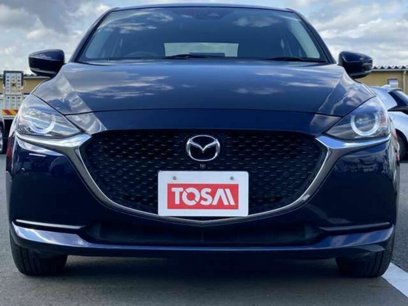 MAZDA2