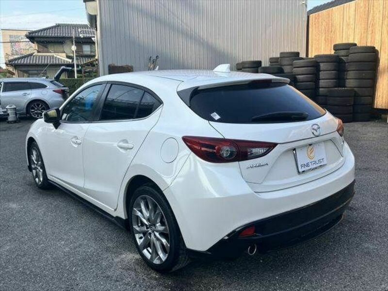 AXELA SPORTS