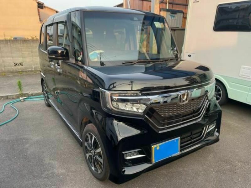 N BOX CUSTOM