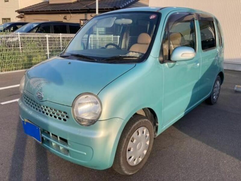 DAIHATSU MOVE LATTE