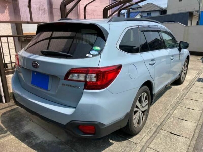 LEGACY OUTBACK
