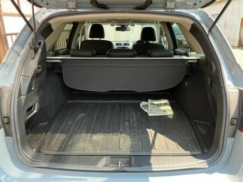 LEGACY OUTBACK