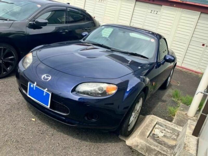 ROADSTER
