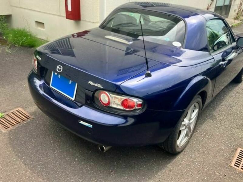 ROADSTER
