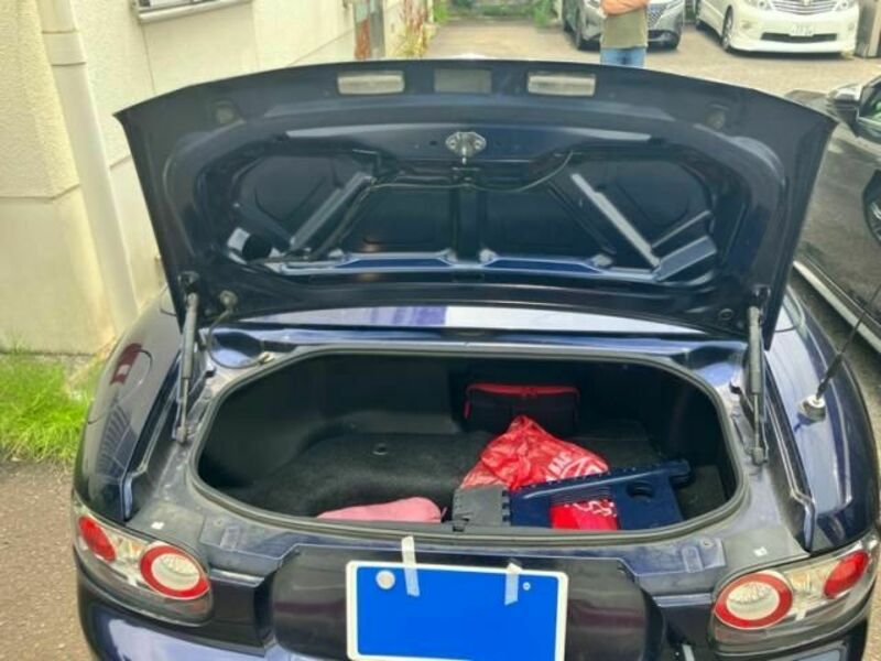 ROADSTER