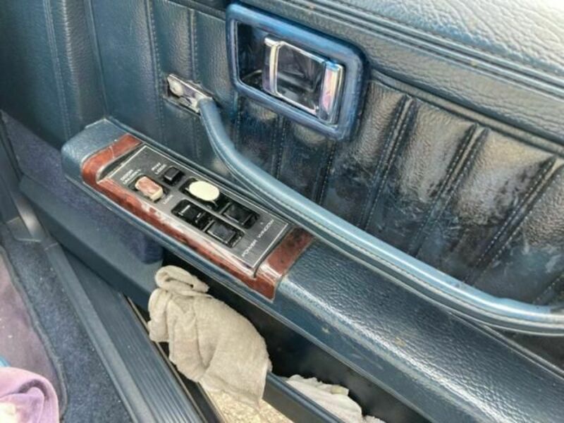 GLORIA WAGON