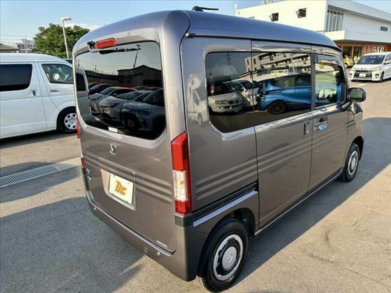 N-VAN