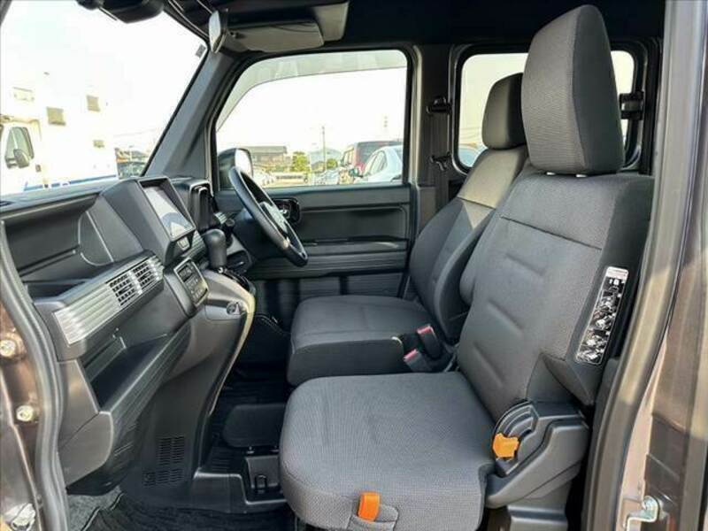 N-VAN