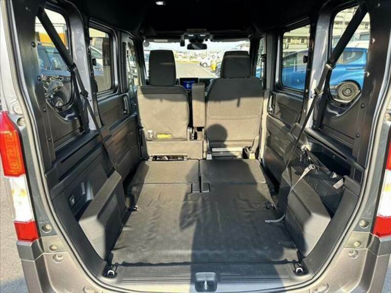 N-VAN