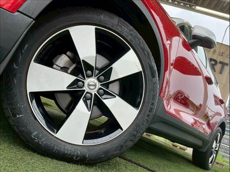 XC40