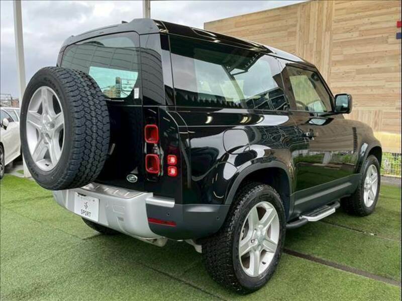 DEFENDER